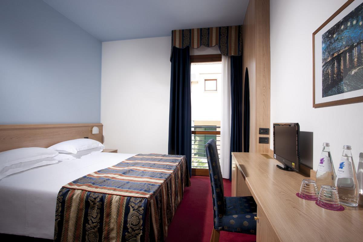 Best Western Titian Inn Hotel Venice Airport Tessera Exterior photo